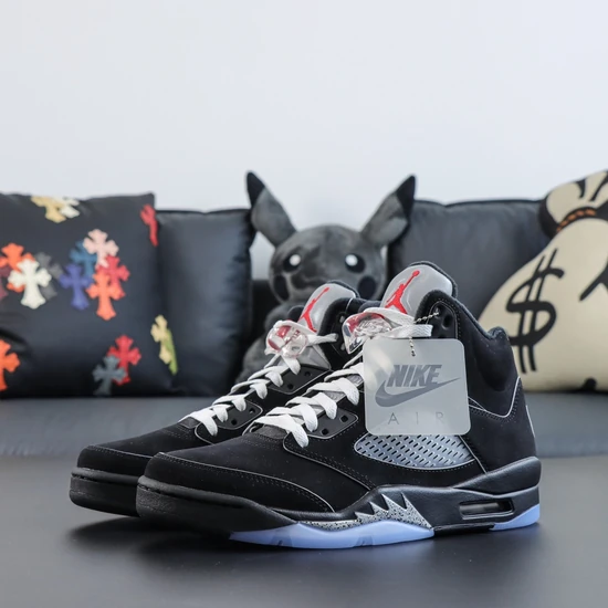 Nike Air Jordan 5 Retro OG Black Metallic Reimagined HF3975-001 ナイキ エアジョーダン5 レトロ OG ブラックメタリック リイマジンド