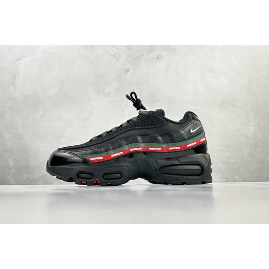 UNDEFEATED × Nike Air Max 95 SP Black IB4453-001 アンディフィーテッド × ナイキ エアマックス95 SP ブラック