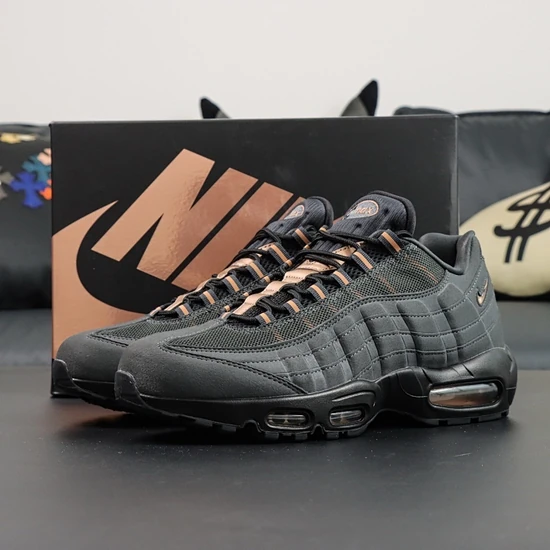 Central Cee × Nike Air Max 95 Black/Metallic Red Bronze HQ6457-001 セントラルシー × ナイキ エアマックス95 ブラック/メタリックレッドブロンズ