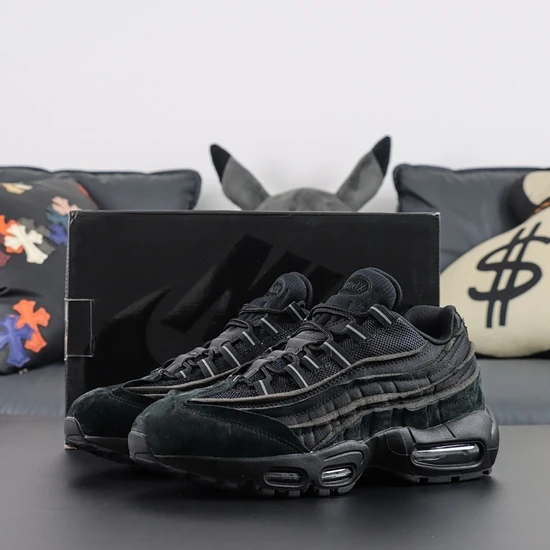 COMME des GARCONS × Nike Air Max 95 Black CU8406-001 コムデギャルソン × ナイキ エアマックス95 ブラック