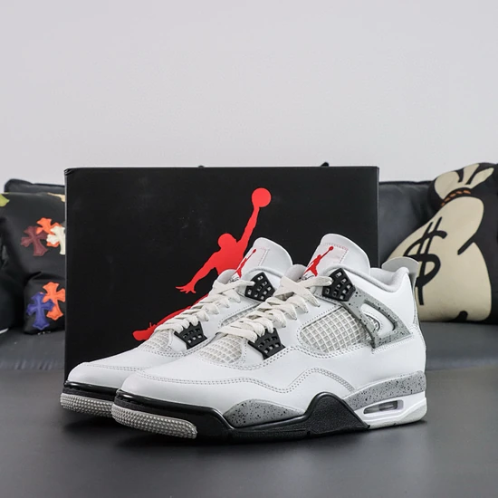 Nike Air Jordan 4 Retro White/Cement 2025 FV5029-100 ナイキ エアジョーダン4 レトロ ホワイト/セメント 2025