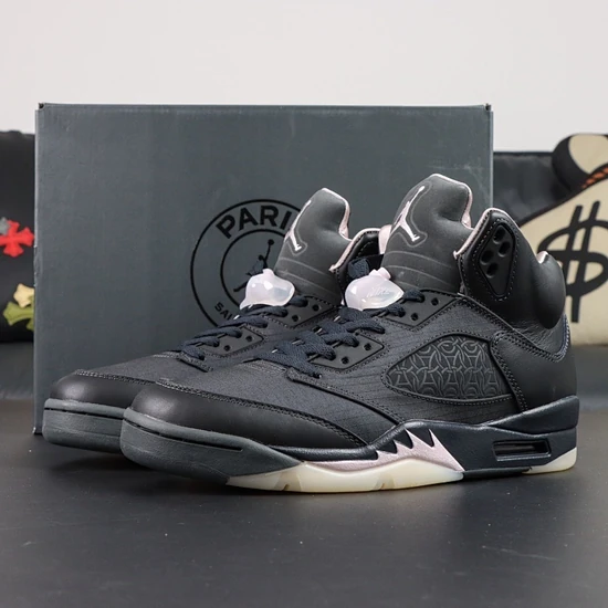 Paris Saint-Germain PSG × Nike Air Jordan 5 Retro Off Noir/Particle Rose/Anthracite/Pearl Pink/Sail HQ3004-001 パリサンジェルマン PSG × ナイキ エアジョーダン5 レトロ オフノワール/パーティクルローズ/アンスラサイト/パールピンク/セイル