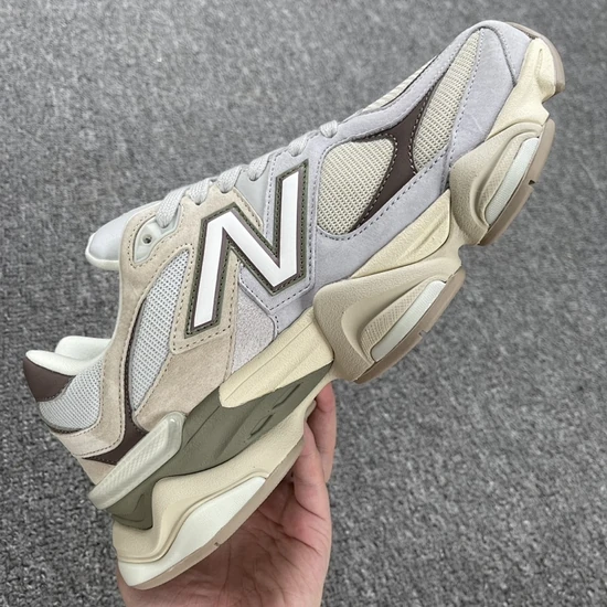 New Balance 9060 FNA Gray U9060FNA ニューバランス 9060 FNA グレー