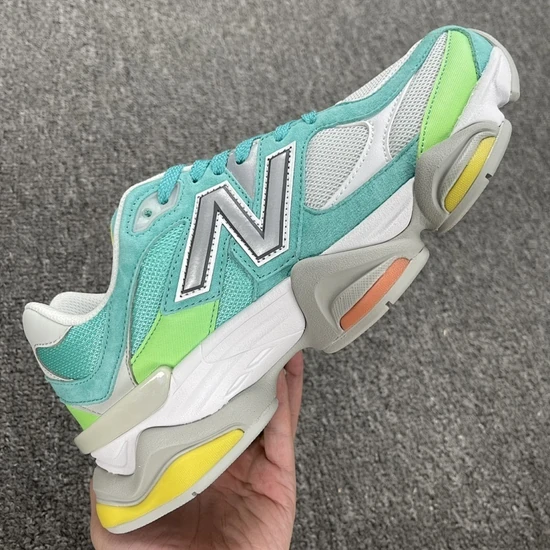 DTLR × New Balance 9060 Cyan Burst U9060DBT ディーティーエルアール × ニューバランス 9060 シアン バースト U9060DBT