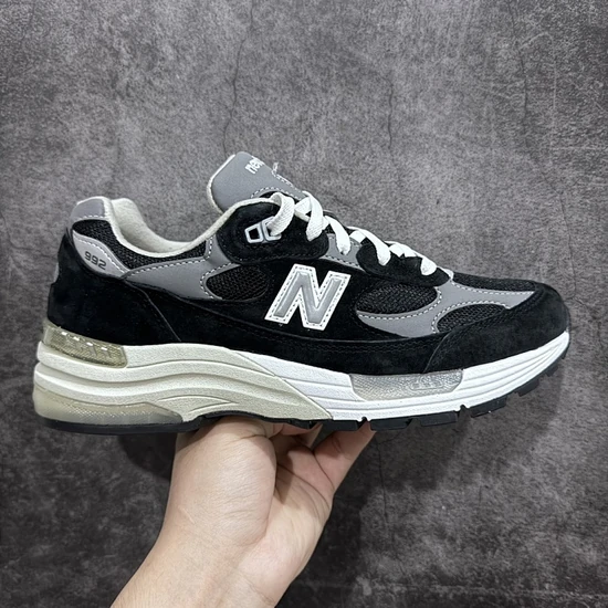 New Balance 992 Black 2021 M992EB ニューバランス 992 ブラック 2021