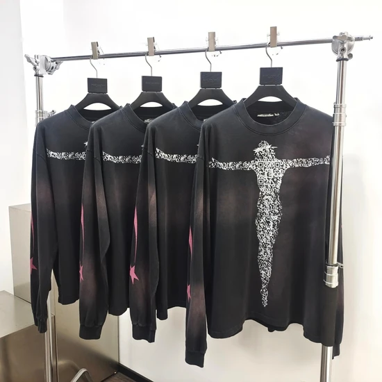 Hellstar Cross Graphic Sweatshirt ヘルスター クロス グラフィック スウェットシャツ