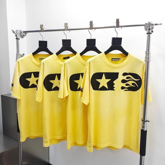 Hellstar Star and Flame Graphic T-Shirt ヘルスター スター アンド フレイム グラフィック Tシャツ