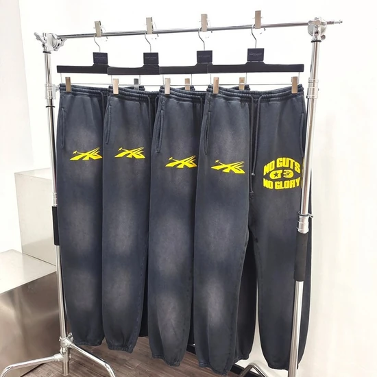 Hellstar Logo Graphic Sweatpants ヘルスター ロゴ グラフィック スウェットパンツ