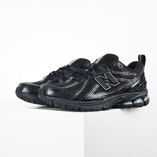 New Balance 1906R Black M1906RCH ニューバランス 1906R ブラック