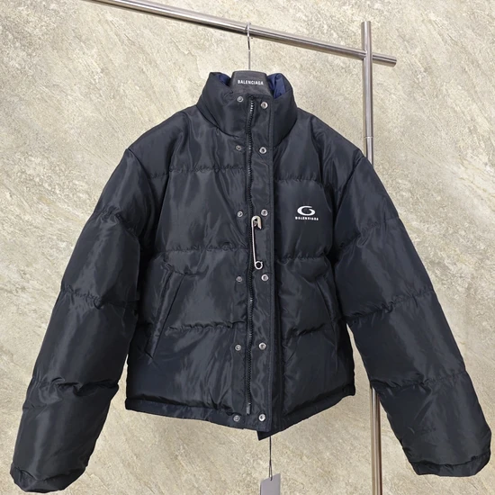 Balenciaga Logo Down Jacket バレンシアガ ロゴ ダウン ジャケット