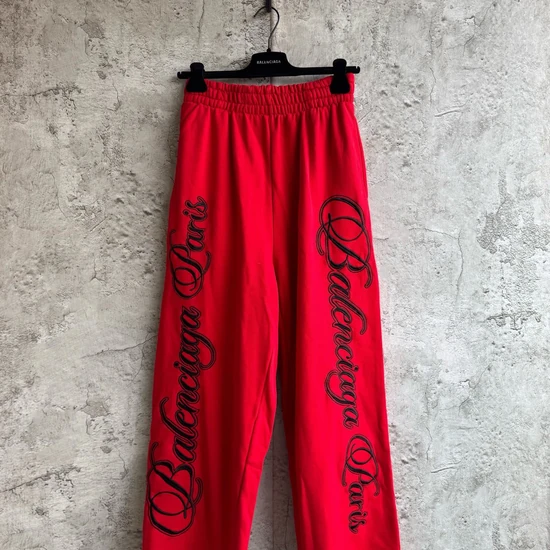 Balenciaga Curved Logo Print Sweatpants バレンシアガ カーブド ロゴ プリント スウェットパンツ