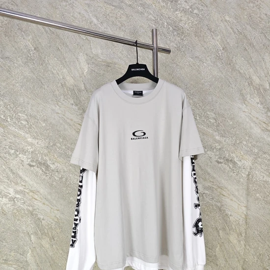 Balenciaga Logo Sleeve Text Print Long Sleeve T-Shirt バレンシアガ ロゴ スリーブ テキスト プリント ロング スリーブ Tシャツ