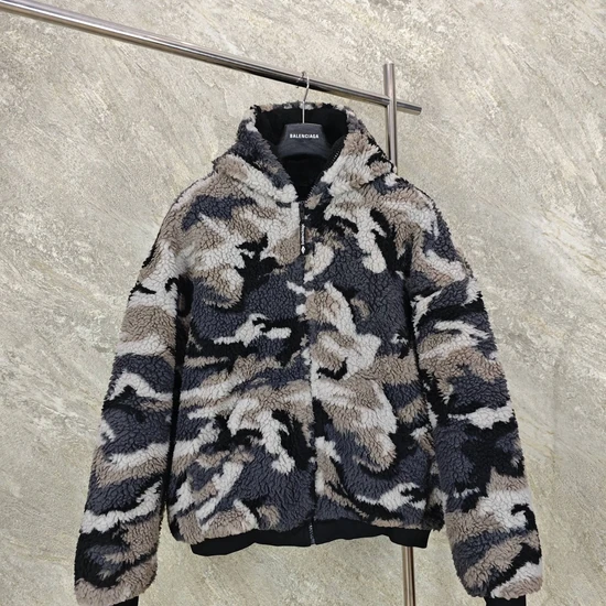 Balenciaga Camo Fleece Jacket バレンシアガ カモ フリース ジャケット